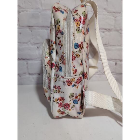 Cath Kidston Kids Mini Backpack Floral Oilcloth PVC Coated Rucksack Cream Flower - Picture 10 of 13